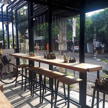 Sleep With You - Hatch Co-Living And Co-Working Space Chiang Mai Ngoại thất bức ảnh