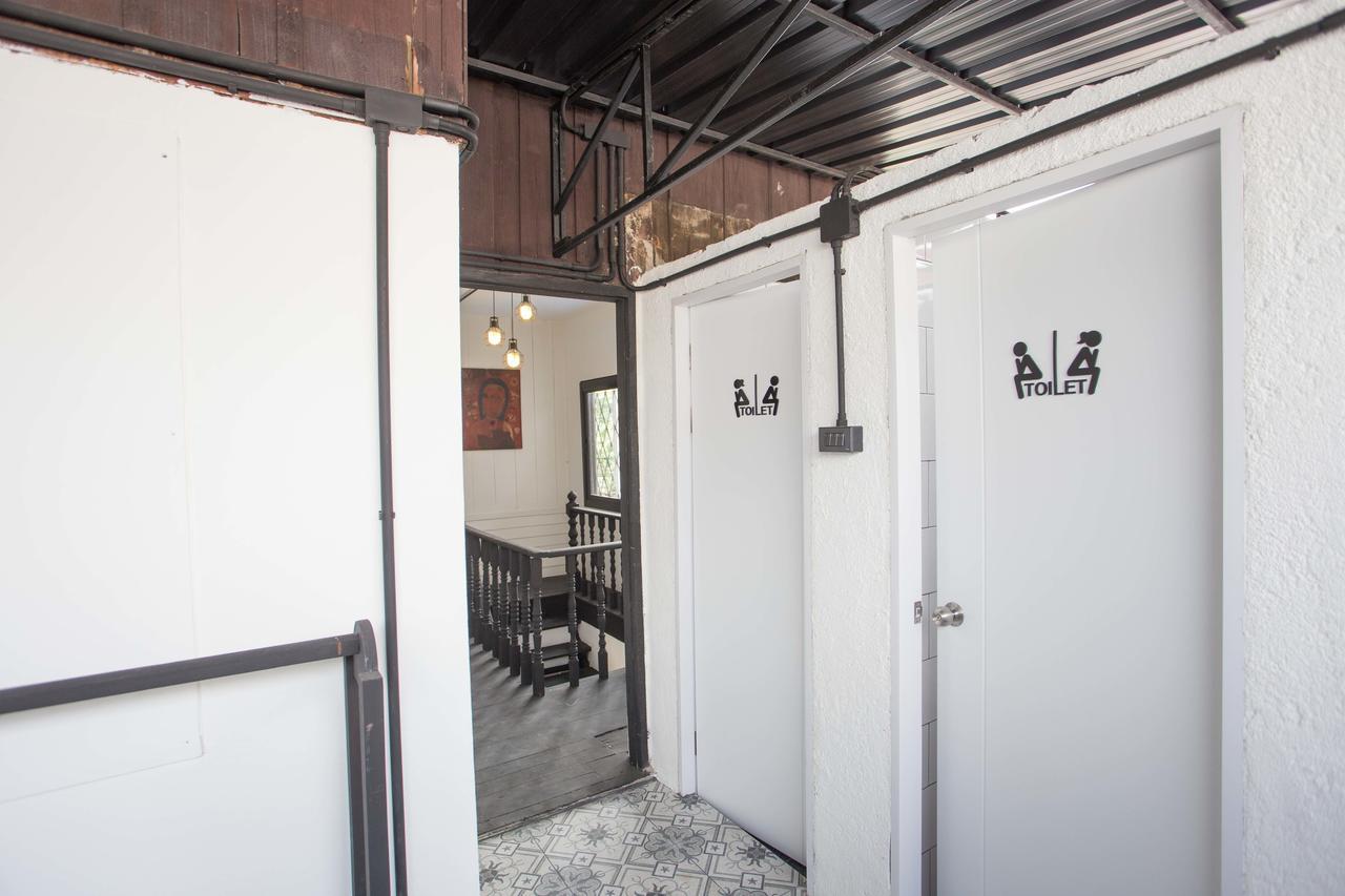 Sleep With You - Hatch Co-Living And Co-Working Space Chiang Mai Ngoại thất bức ảnh
