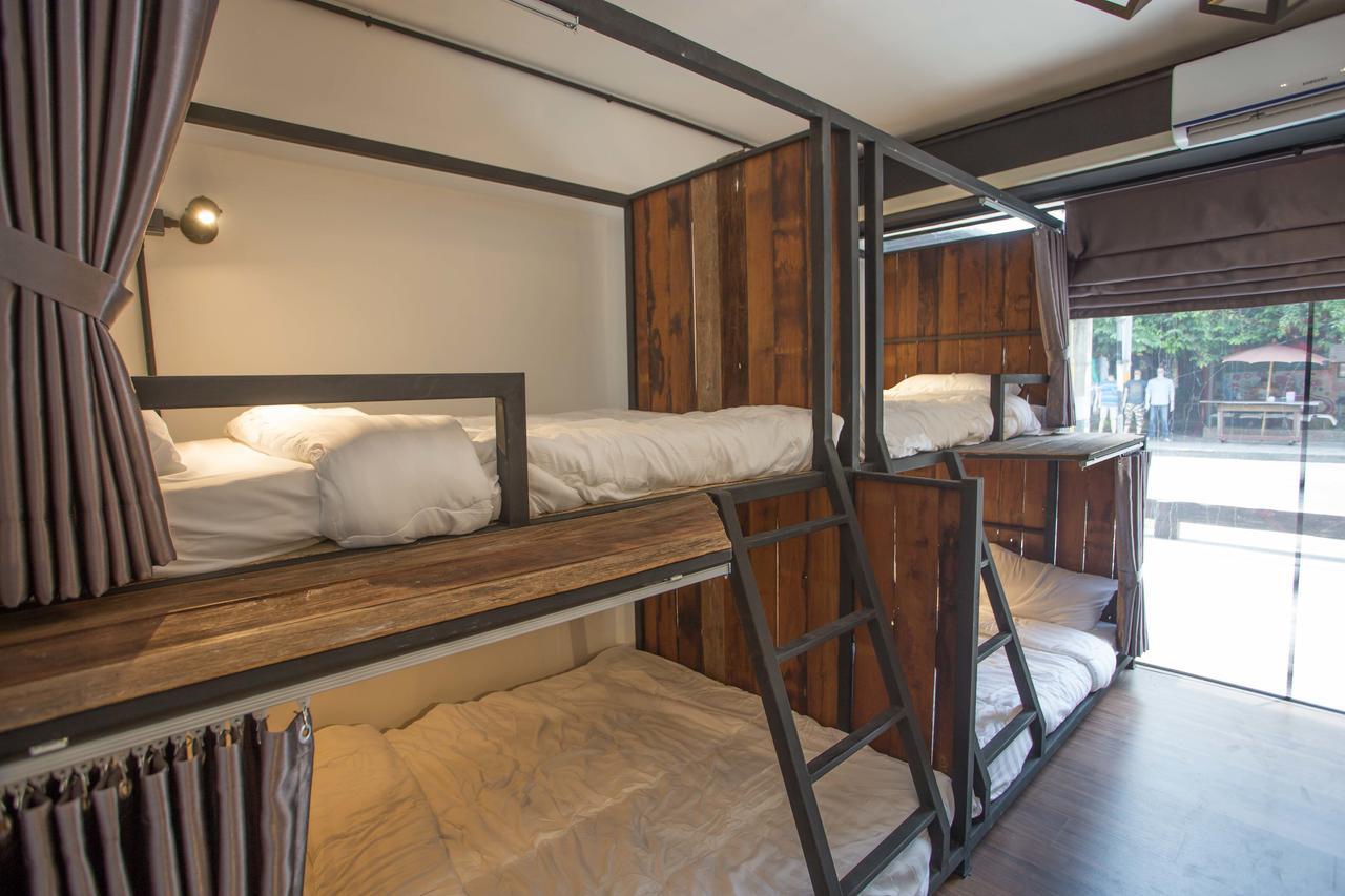 Sleep With You - Hatch Co-Living And Co-Working Space Chiang Mai Ngoại thất bức ảnh