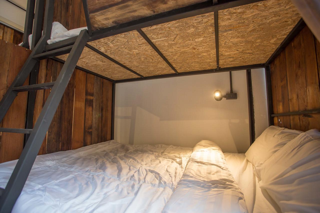 Sleep With You - Hatch Co-Living And Co-Working Space Chiang Mai Ngoại thất bức ảnh