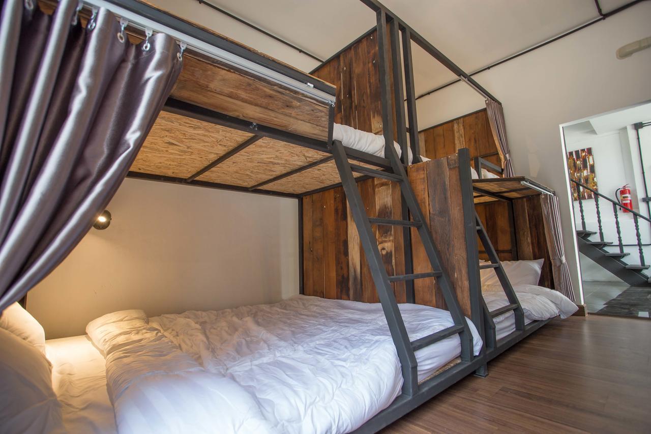 Sleep With You - Hatch Co-Living And Co-Working Space Chiang Mai Ngoại thất bức ảnh