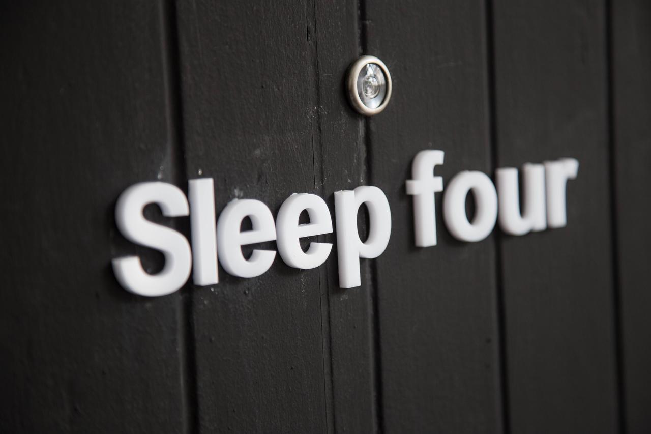 Sleep With You - Hatch Co-Living And Co-Working Space Chiang Mai Ngoại thất bức ảnh