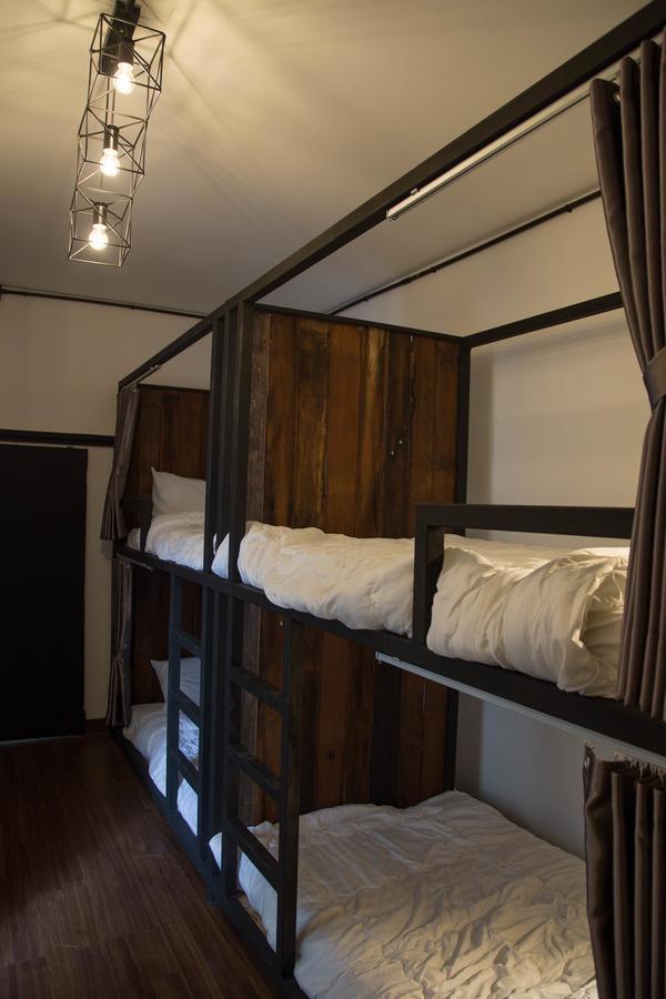 Sleep With You - Hatch Co-Living And Co-Working Space Chiang Mai Ngoại thất bức ảnh